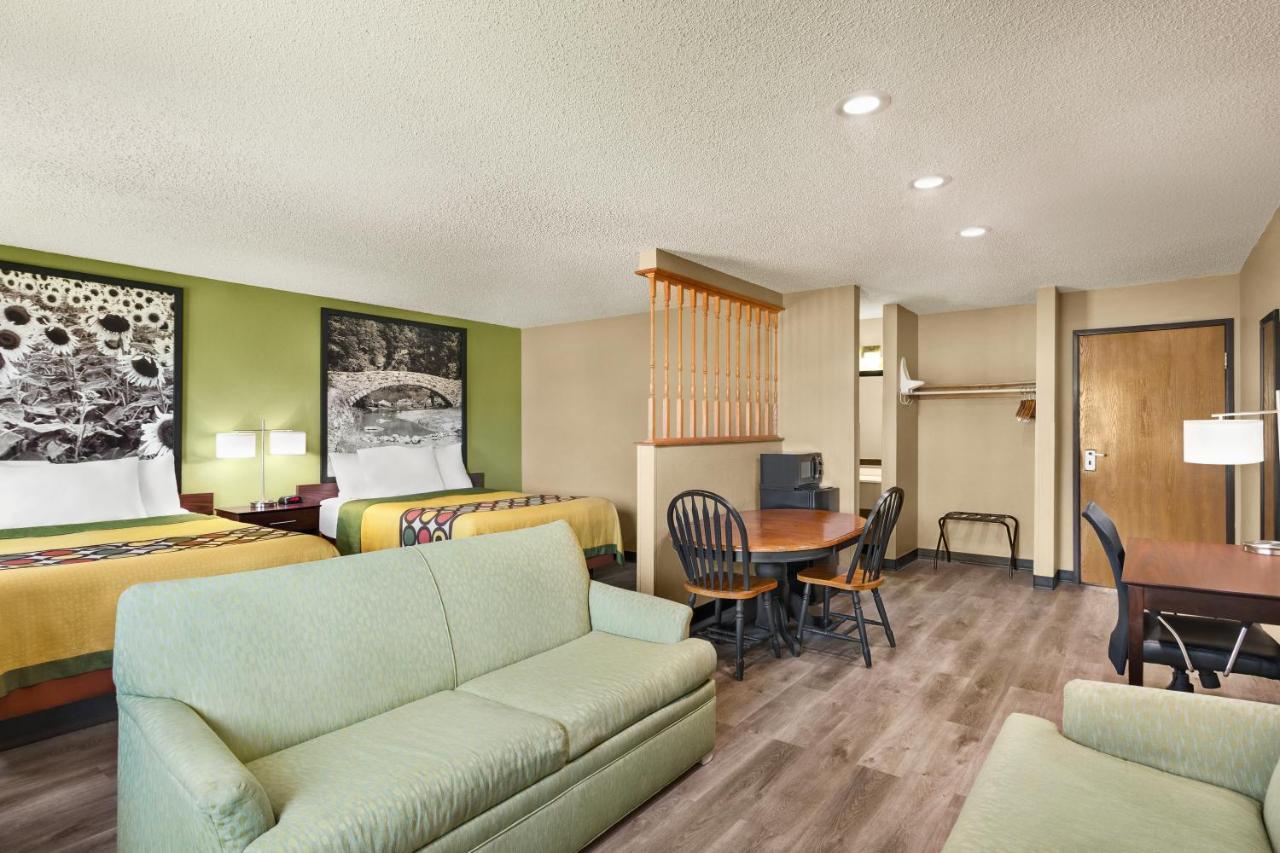 Hotel Super 8 By Wyndham Ankeny/Des Moines Area Exterior foto