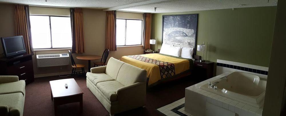 Hotel Super 8 By Wyndham Ankeny/Des Moines Area Exterior foto