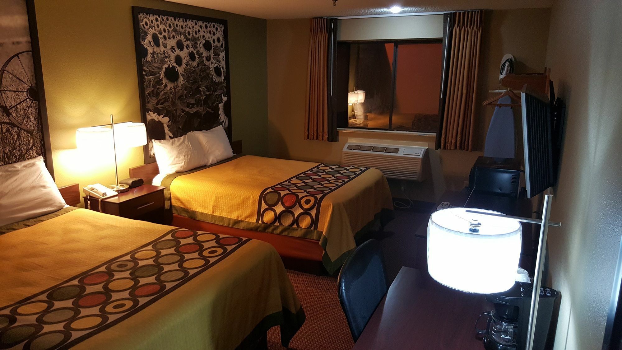 Hotel Super 8 By Wyndham Ankeny/Des Moines Area Exterior foto